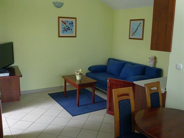 Apartments Vila Kristina Baska Voda Exterior photo